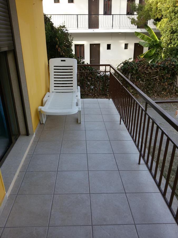 Villa Maria Apartments Polychrono Extérieur photo